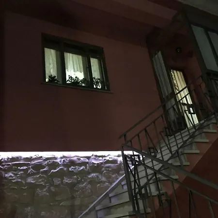 Bed&Breakfast La Rosa Rossa-3